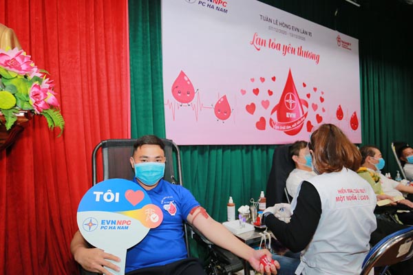 Hà Nam: Lễ hội Xuân hồng đợt I năm 2021 thu 515 đơn vị máu